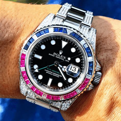 rolex submariner pepsi bezel.